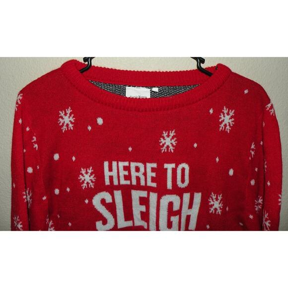 Captain Morgan Mens Medium Crewneck Sweater Red White “Here To Sleigh” Christmas - Picture 2 of 3